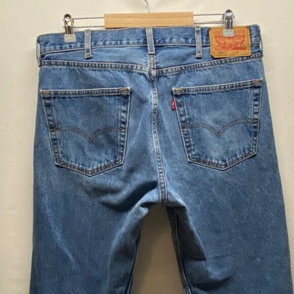 Levi's 505 Men's Blue Jeans 36x32 LEVI Strauss Reg Fit Straight Med. Wash Denim - Picture 4 of 13